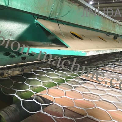 Mua Sức mạnh kéo 350-550N / mm2 Gabion Machine 2.0mm-4.0mm của dây thép kẽm sản xuất trực tuyến