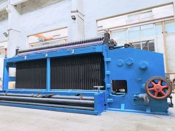 Mua Double Twist 4 * 1m 88 * 122mm Máy lưới Gabion 3.2mm Dây mạ kẽm 195m / h Lưới sản xuất trực tuyến