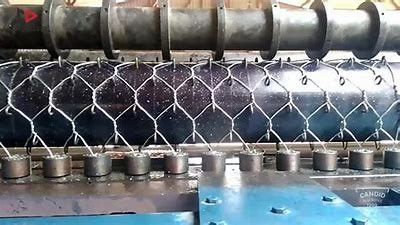 Mua Máy làm rọ đá lục giác 2 xoắn 3 chữ thập bằng sắt mạ kẽm sản xuất trực tuyến